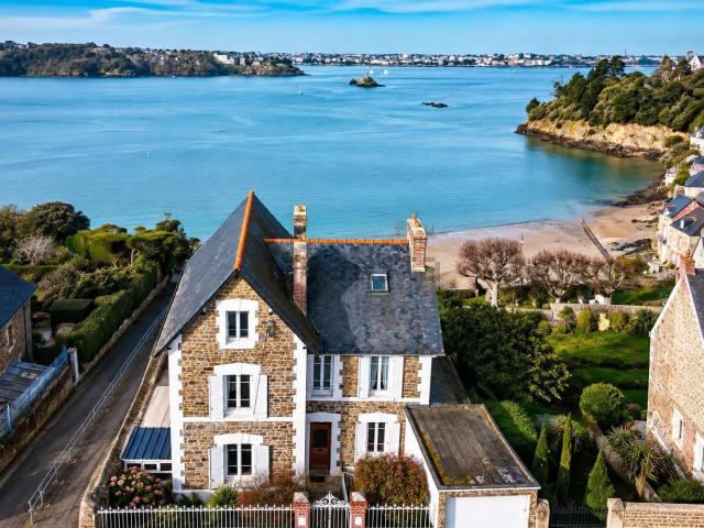 Maison vente à Le Rosais, Saint-Malo