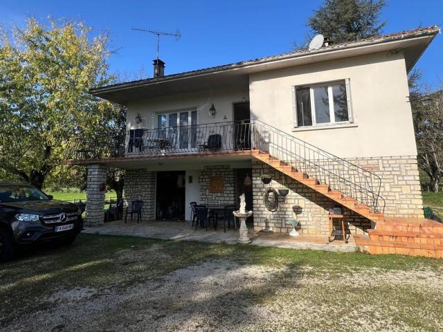 Maison vente à Montcabrier, Lot