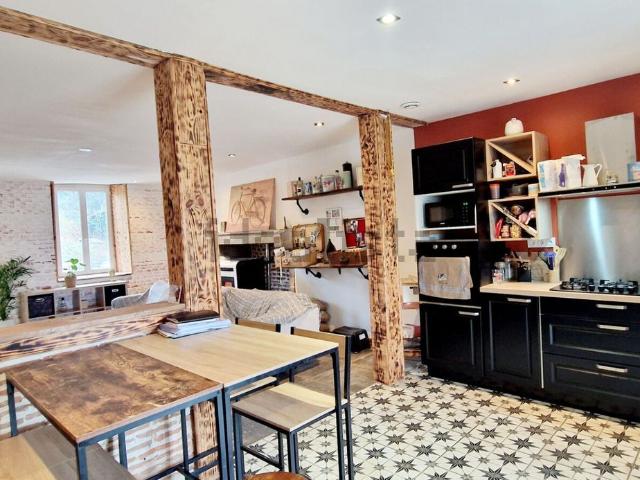 Maison vente à Les Jarassons, Archignat