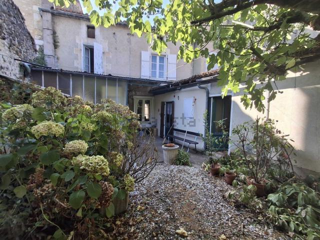 Maison vente à La Grange, Saint-Mary