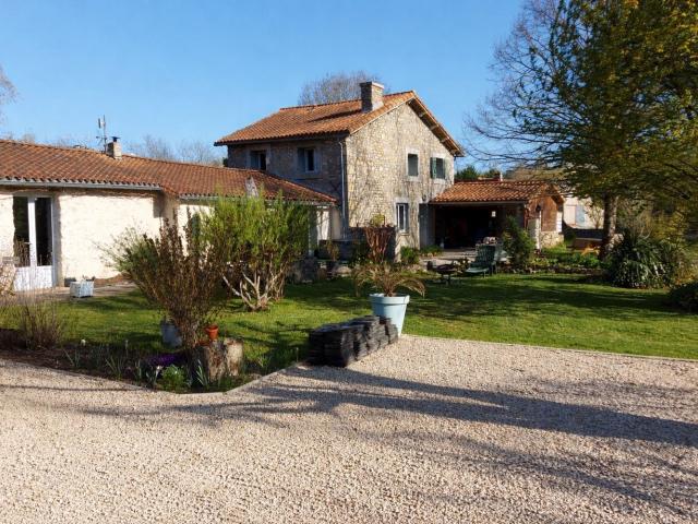 Maison vente à Saint-Maurice-la-Clouère, Vienne
