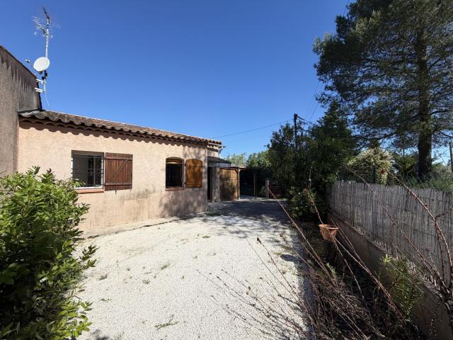 Maison vente à Quartier Les Terrasses, Saint-Maximin-la-Sainte-Baume
