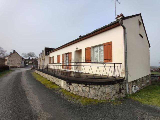 Maison vente à Fourneaux, Saint-Médard-la-Rochette