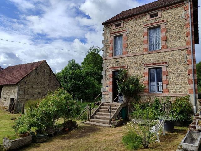 Maison vente à Moulin Rouge, Saint-Médard-la-Rochette
