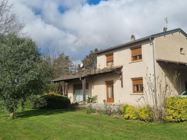 Maison vente à Douzil, Saint-Nicolas-de-la-Grave