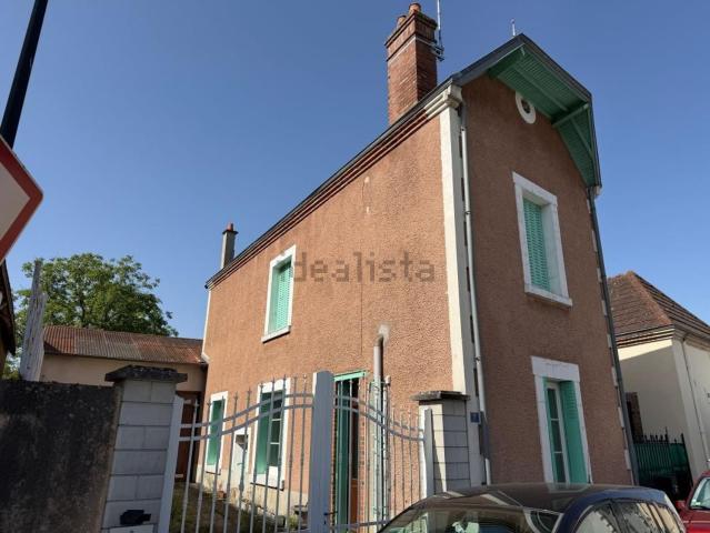 Maison vente à Saint-Outrille, Cher