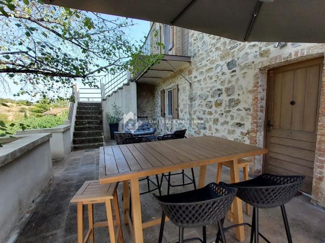 Maison vente à Sauvas, Saint-Paul-le-Jeune