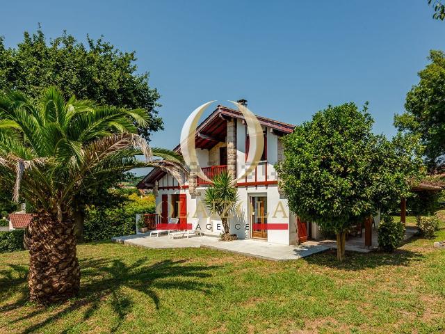 Maison vente à Lapurdi, Saint-Pée-sur-Nivelle