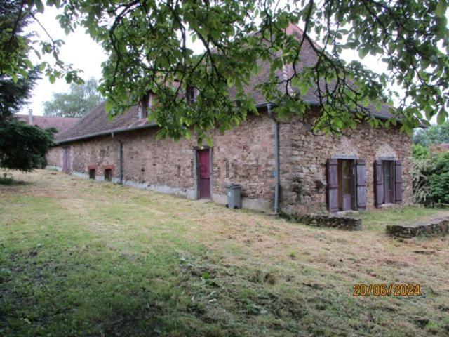 Maison vente à Le Theil, Saint-Priest-Ligoure