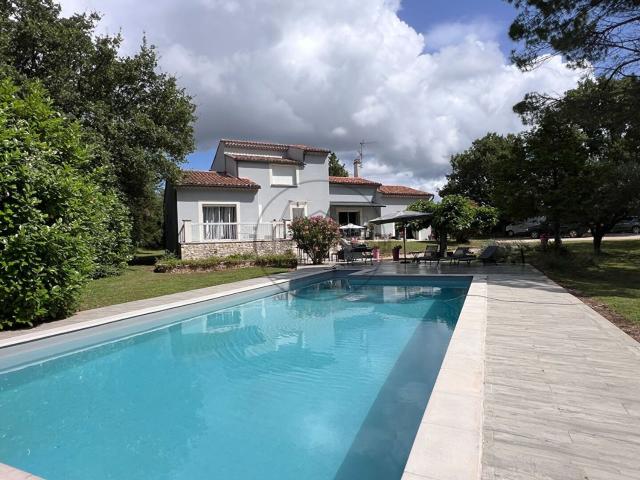 Maison vente à Cabiac, Saint-Privat-de-Champclos