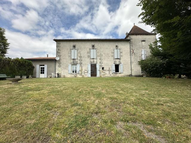 Maison vente à Saint-Quentin-de-Chalais, Charente