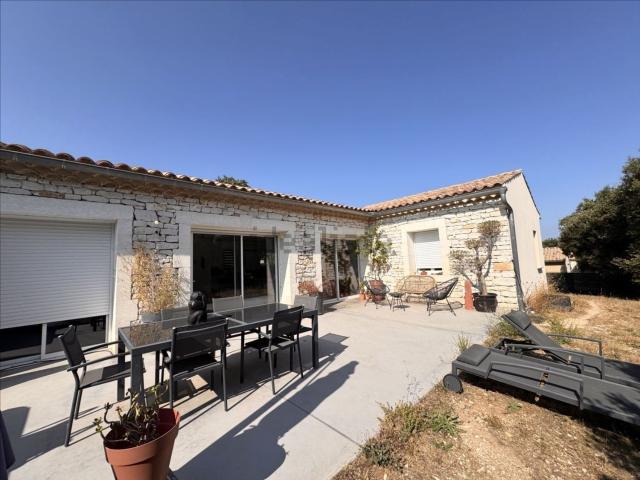 Maison location à Saint-Restitut, Drôme
