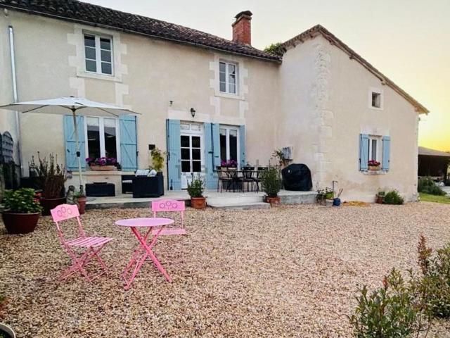 Maison vente à Saint-Romain, Charente
