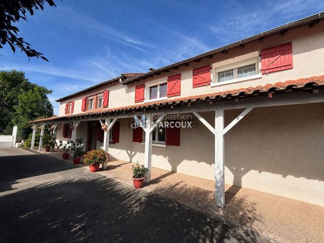 Maison vente à La Roche, Saint-Georges-Haute-Ville