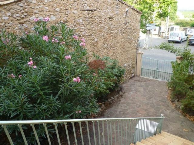 Maison location à Saint-Saturnin-de-Lucian, Hérault