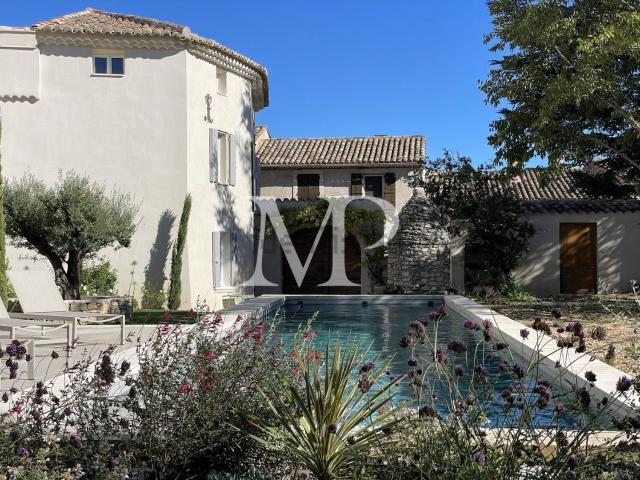 Maison location à Les Yves, Saint-Saturnin-lès-Apt