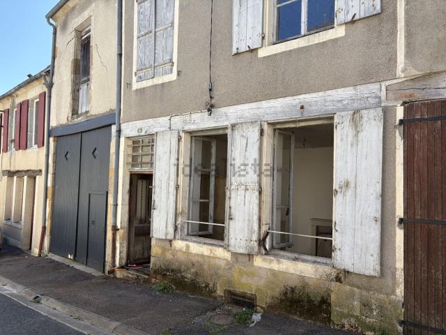 Maison vente à Saint-Saulge, Nièvre