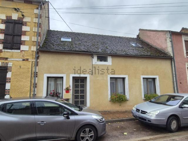 Maison vente à Saint-Sauveur-en-Puisaye, Yonne