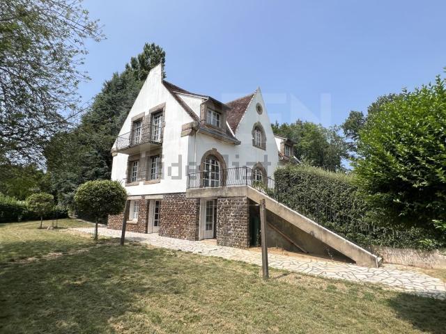Maison vente à Les Renards, Saint-Sauveur-en-Puisaye