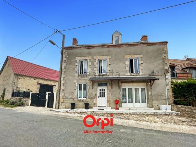 Maison vente à Le Montaguillaume, Saint-Silvain-sous-Toulx