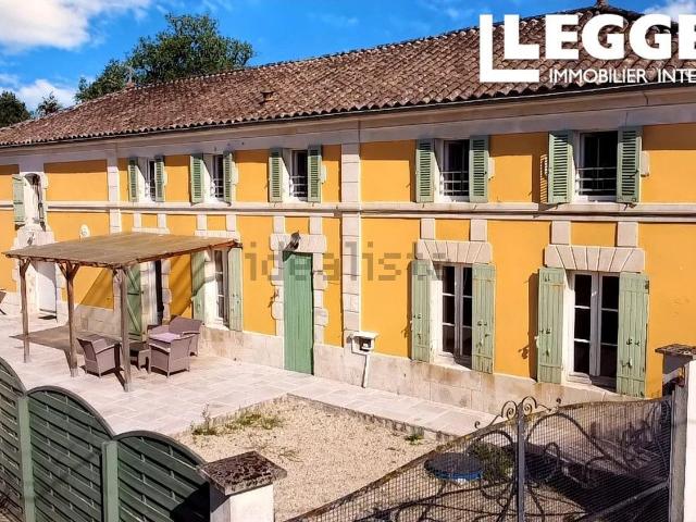 Maison vente à Le Bourg, Saint-Simon-de-Bordes