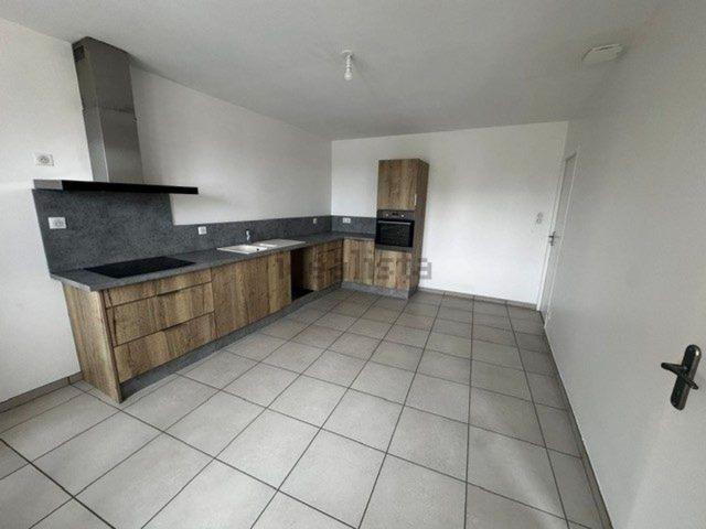 Maison location à Saint-Sixte, Loire