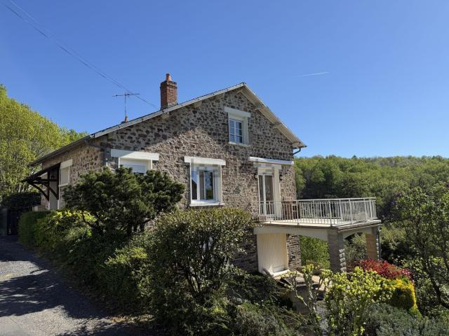 Maison vente à Le Coulaud, Vignols