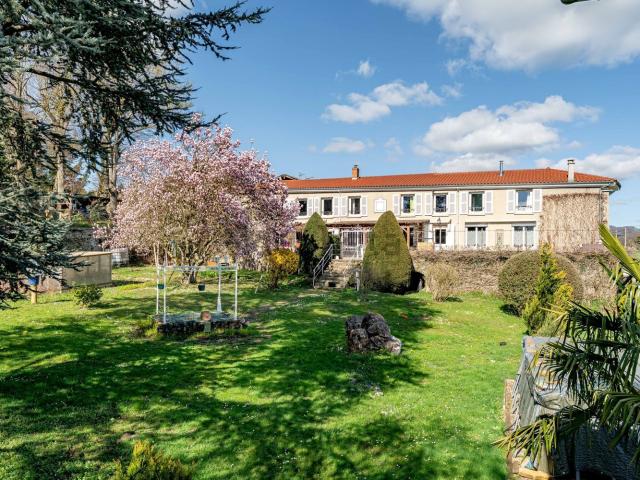 Maison vente à Layat, Saint-Symphorien-sur-Coise
