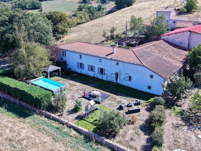 Maison vente à Les Pierres, Saint-Martin-en-Haut