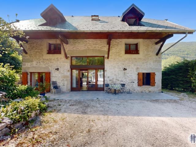 Maison vente à Chambéry, Saint-thibaud-de-couz