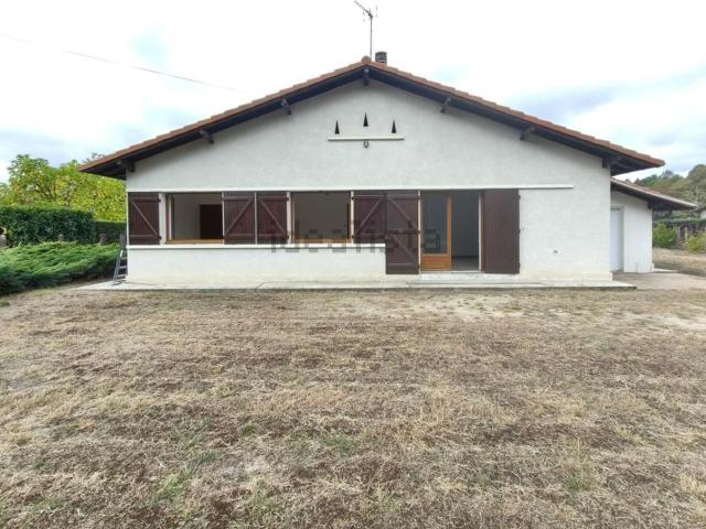 Maison vente à Menjouat, Saint-Yaguen
