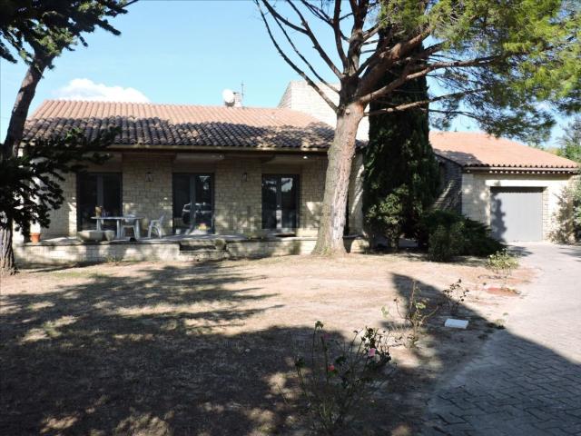 Maison location à Sainte-Cécile-les-Vignes, Vaucluse