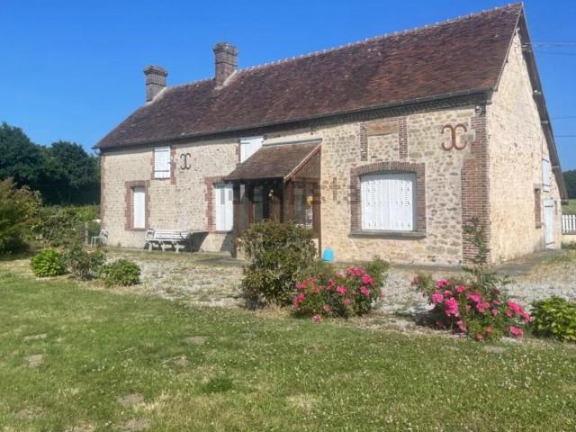 Maison vente à La Ferme du Pont, Sainte-Céronne-lès-Mortagne
