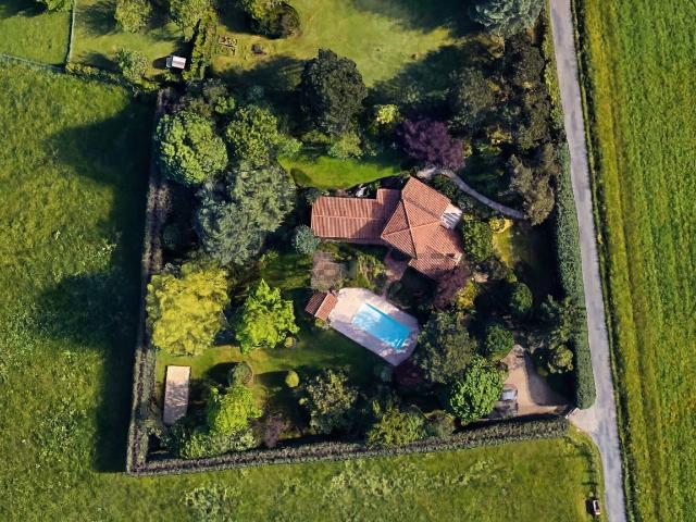 Maison vente à Le Quincieux, Sainte-Consorce