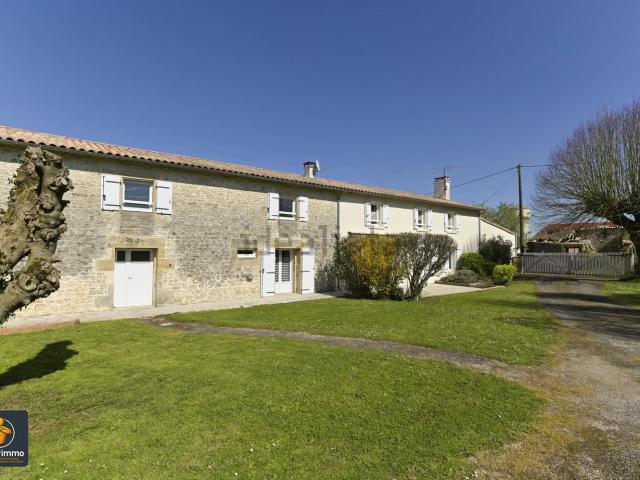 Maison vente à La Chesnaye, Sainte-Néomaye