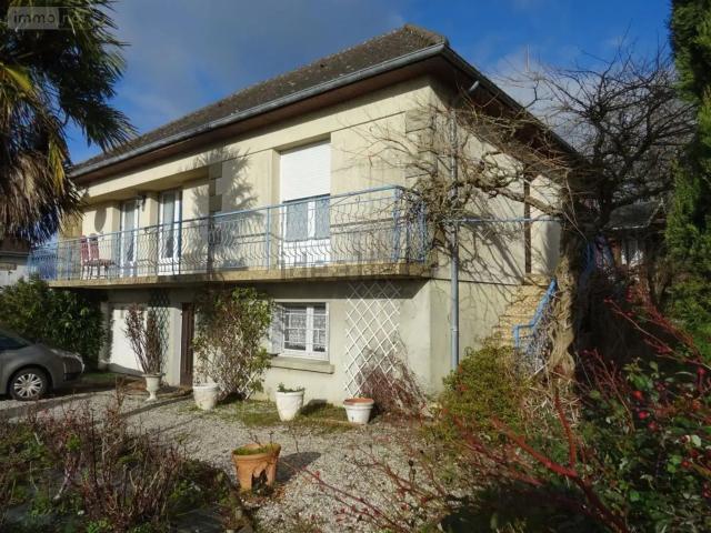 Maison vente à Sainte-Suzanne, Sainte-Suzanne-et-Chammes