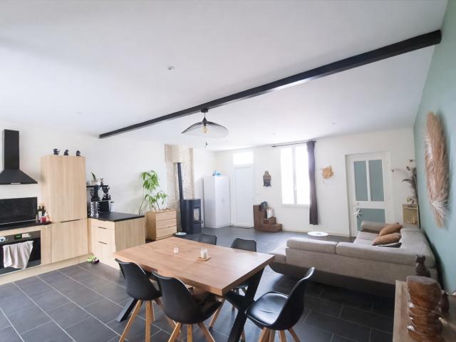 Maison vente à Saintes