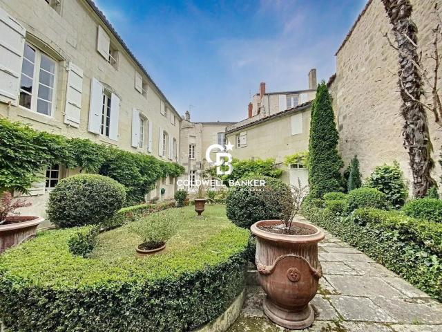 Maison vente à Saint-Pierre, Saintes