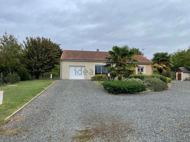 Maison location à La Tourette, Saix