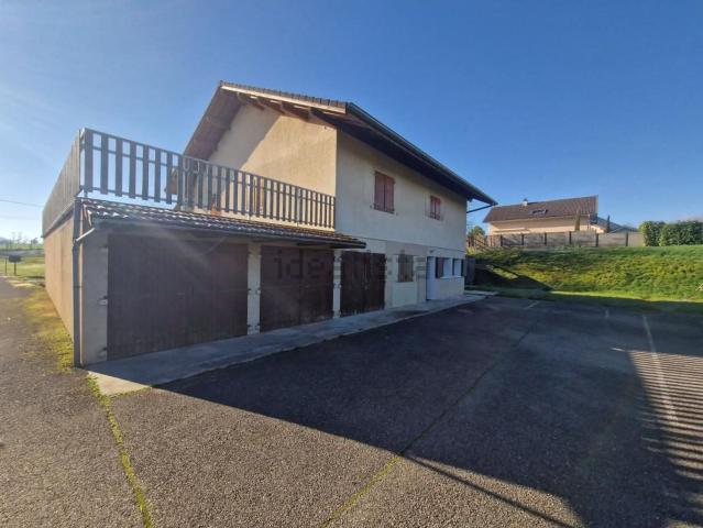Maison vente à Charvaz, Sales