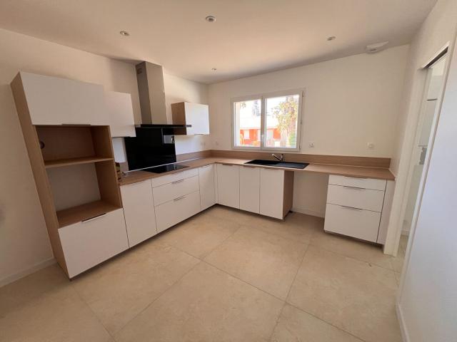 Maison location à Argileyre, Salles