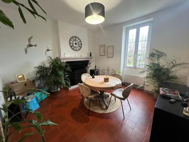 Maison vente à Argileyre, Salles