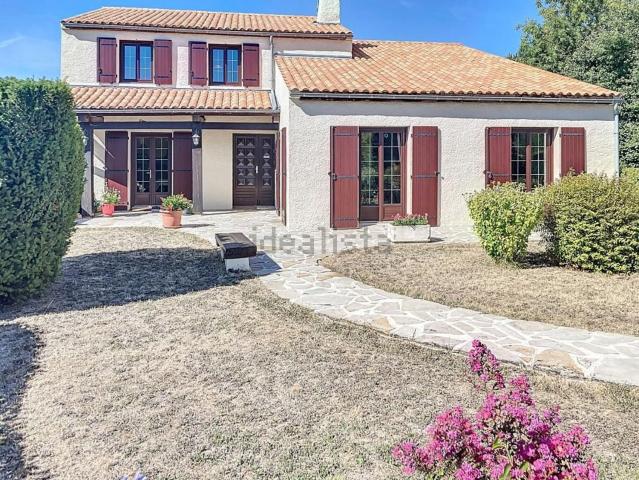 Maison vente à La Frénée, Salles-sur-Mer