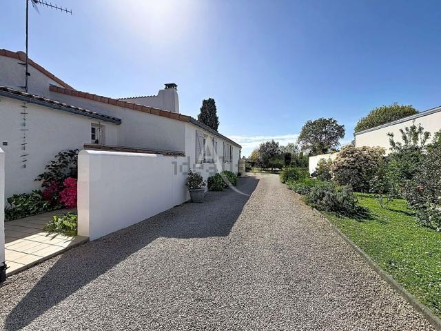 Maison vente à La Frénée, Salles-sur-Mer