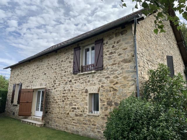 Maison vente à Salon-la-Tour, Corrèze