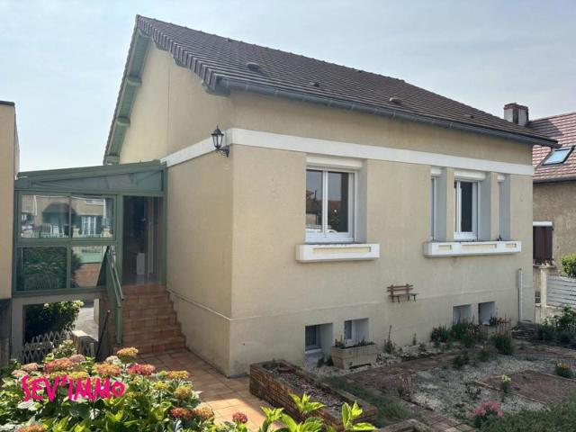 Maison vente à Vichy, Magnet