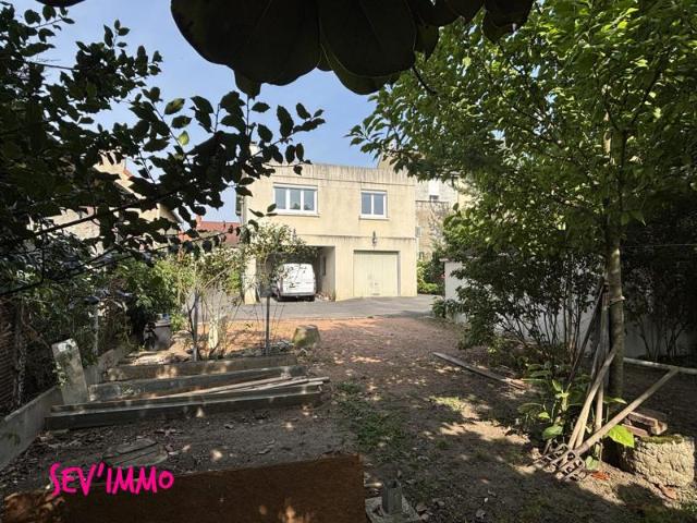 Maison vente à Vichy, Magnet