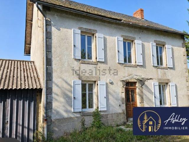 Maison vente à Saint-Julien-près-Bort, Sarroux - Saint-Julien