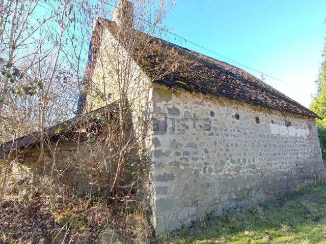 Maison vente à Saint-Julien-près-Bort, Sarroux - Saint-Julien