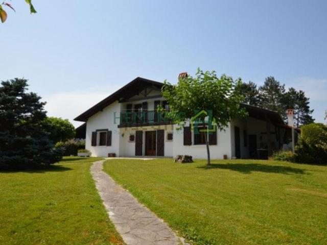 Maison vente à Agreous, Sauveterre-de-Béarn